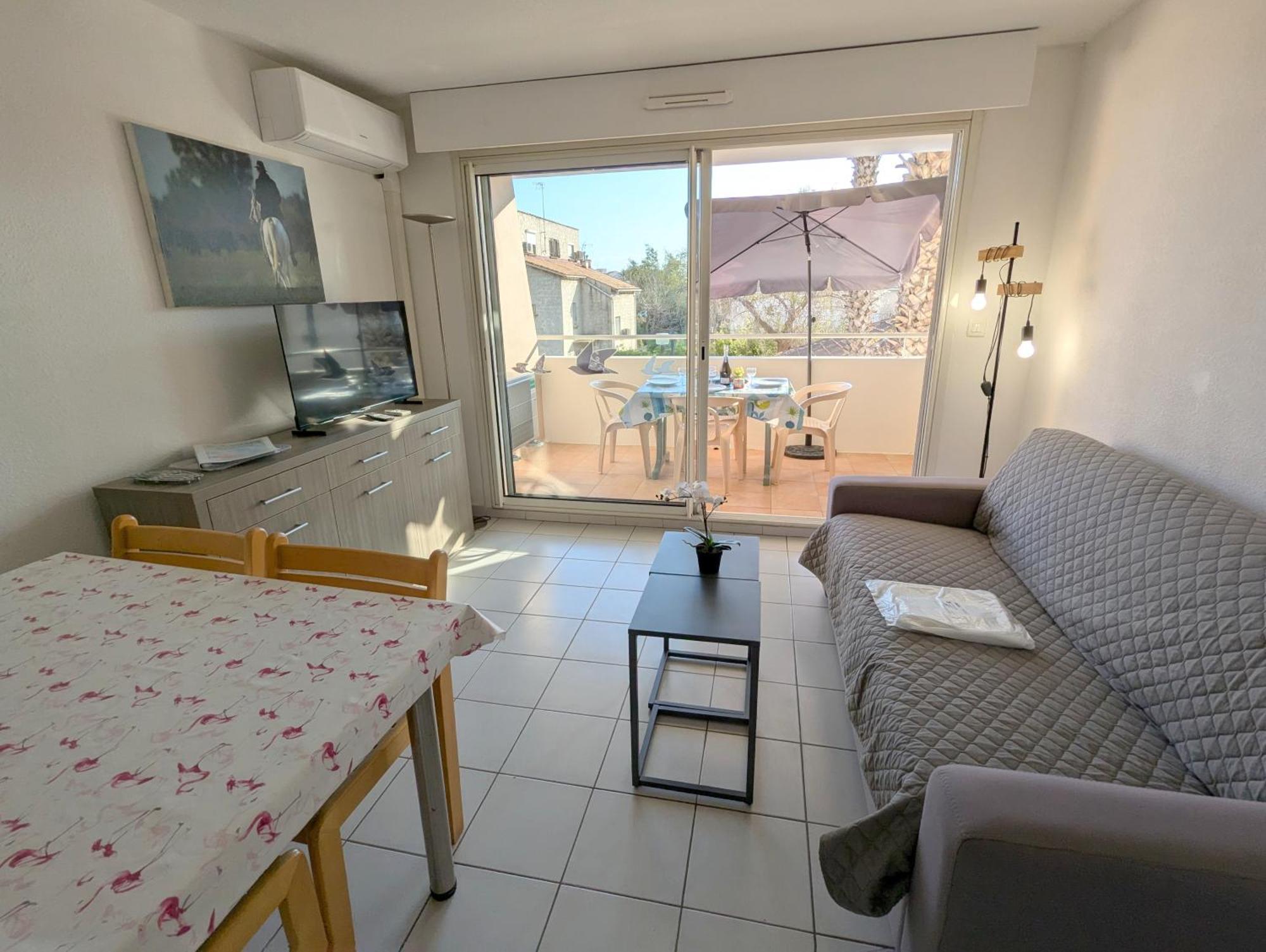 Sol-Y-Days Mayflower, Appartements Climatises Residence Avec Piscine Proche Centre Le Grau-du-Roi Luaran gambar