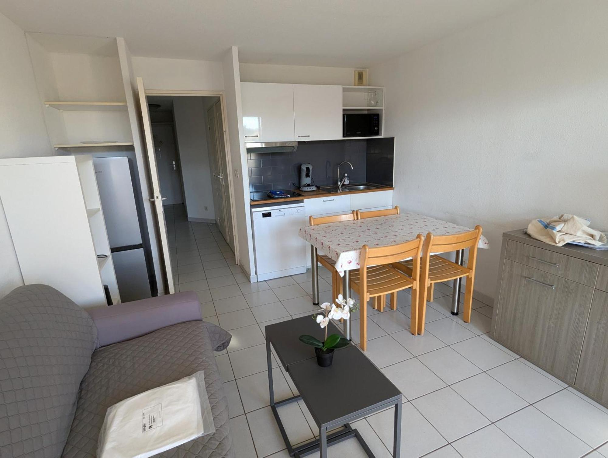 Sol-Y-Days Mayflower, Appartements Climatises Residence Avec Piscine Proche Centre Le Grau-du-Roi Luaran gambar